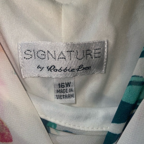 Signature by Robbie Bee Floral Dress - Picture 7 of 7